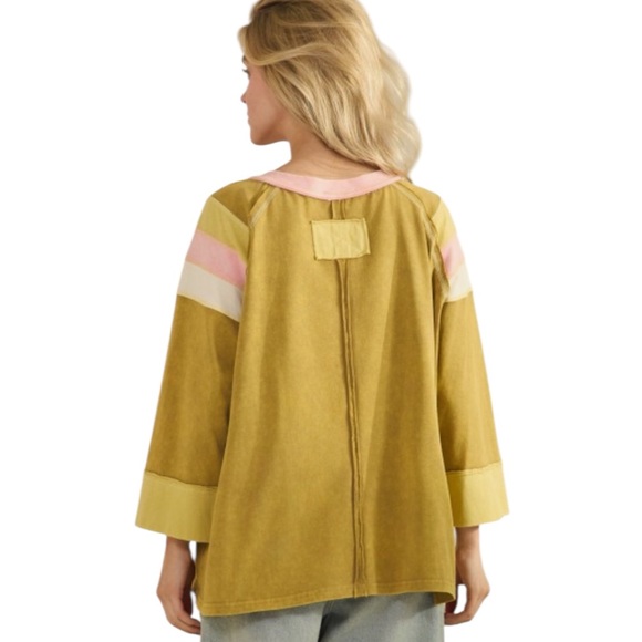 394:  SAGE + FIG NWT TOP OLIVE (LR) - Picture 2 of 2